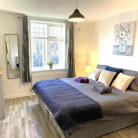 Supreme - 1 Bedroom Apart Sleeps 4 Short/Long Stay Gillingham  Esterno foto