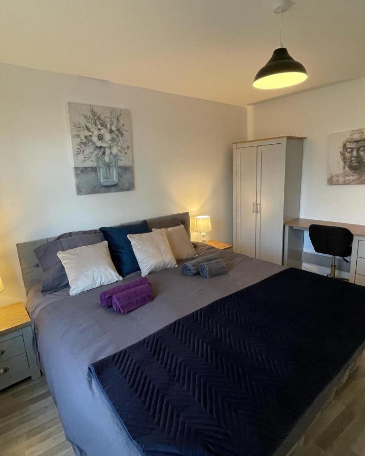 Supreme - 1 Bedroom Apart Sleeps 4 Short/Long Stay Gillingham  Esterno foto