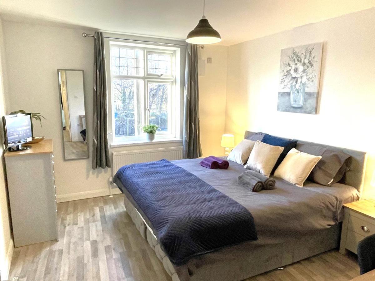 Supreme - 1 Bedroom Apart Sleeps 4 Short/Long Stay Gillingham  Esterno foto